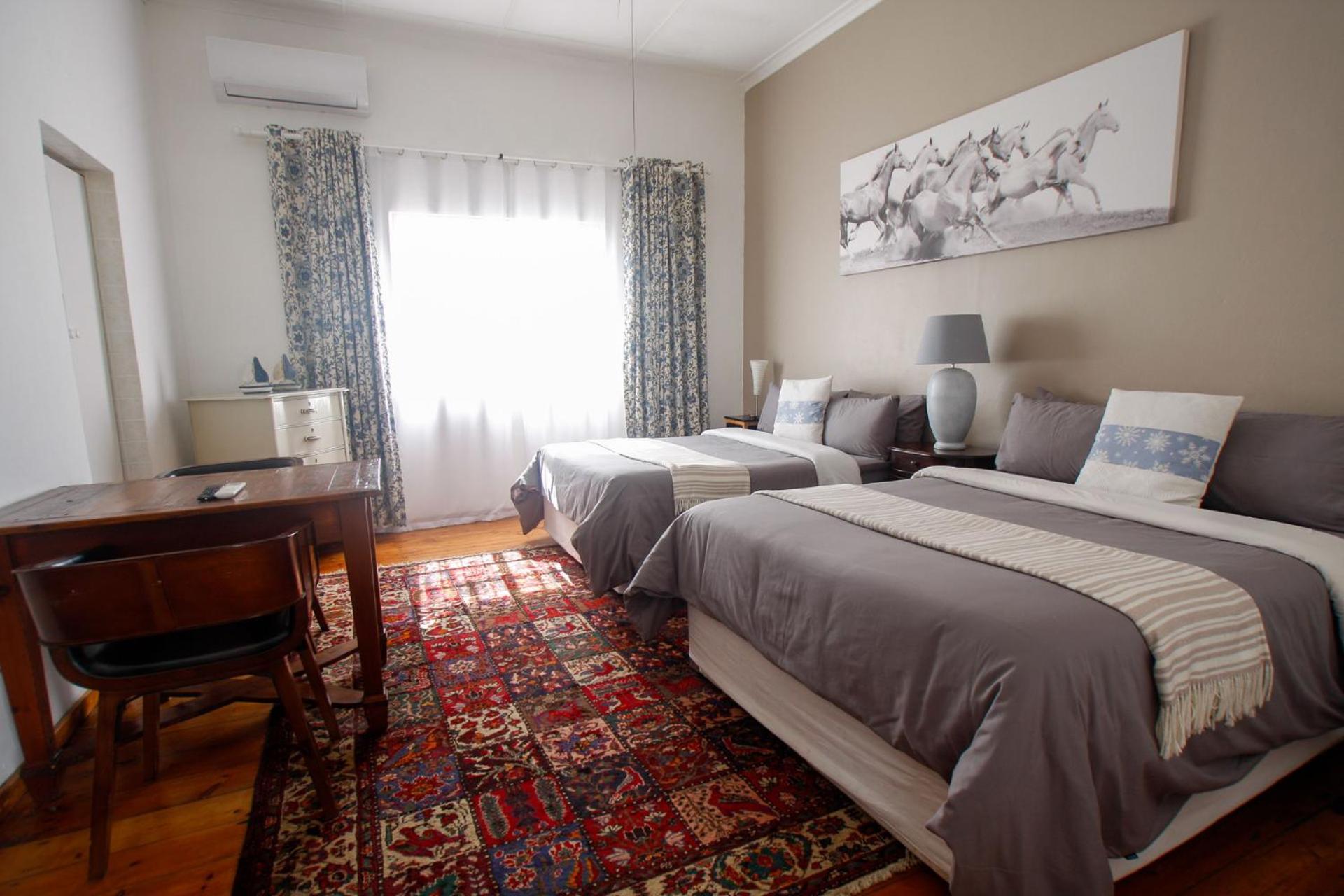 Steytlerville Royal Hotel Bagian luar foto