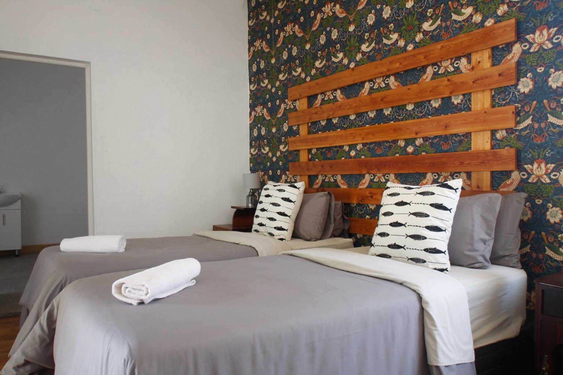 Steytlerville Royal Hotel Bagian luar foto